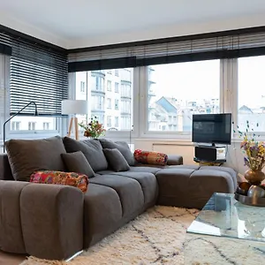 Modern Luxury With Free Parking Space In The Center, Close To The Ostende