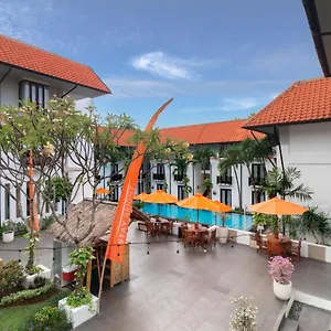 Отель Harris Kuta Tuban Bali Кута