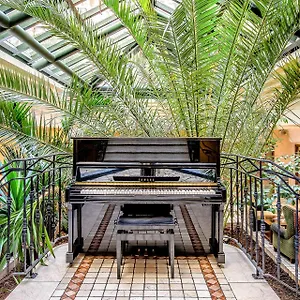 Beaumarchais 4*, Paris Frankrig