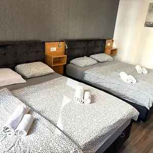Hotel apartamentowy Grey Palazzo 1050